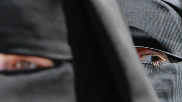 سخنرانی آزاده کیان با موضوع «زنان و قدرت در اسلام»