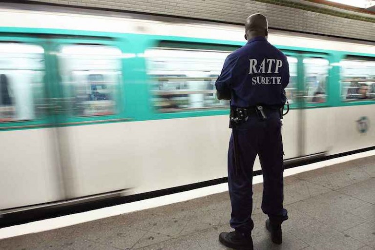 وزیر حمل و نقل فرانسه: ممکن است برای حرکت قطارها به زور متوسل شویم