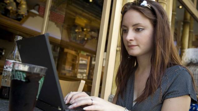 وای فای رایگان در سراسر خیابان شانزه لیزه