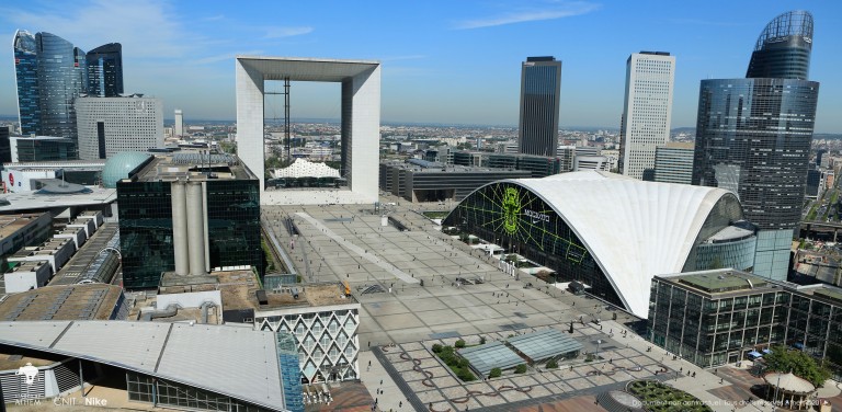 آشنایی با محله لَدفانس در پاریس