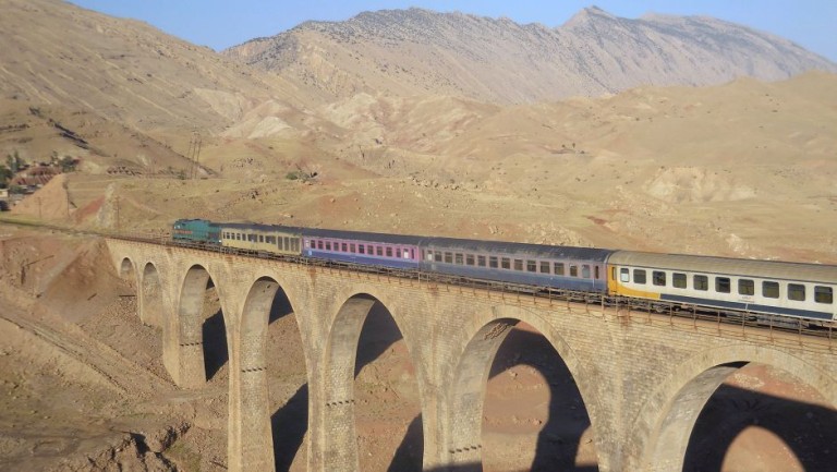 بلیط قطار به ایران، مستندی از شبکه آرته