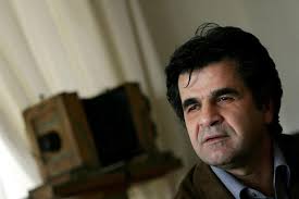 نمایش فیلم‌های جعفر پناهی و نمایشگاه عکس “ابرها” از این سینماگر در مرکز فرهنگی پمپیدو