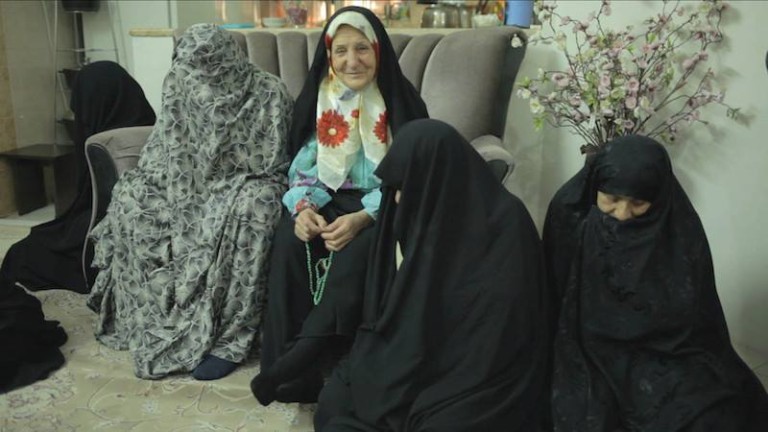 نمایش مستند “خانم سعیدی” در سینما لوملیس پاریس