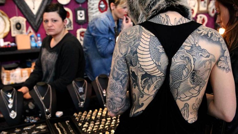 نگاهی گذرا به پدیده تاتو در فرانسه