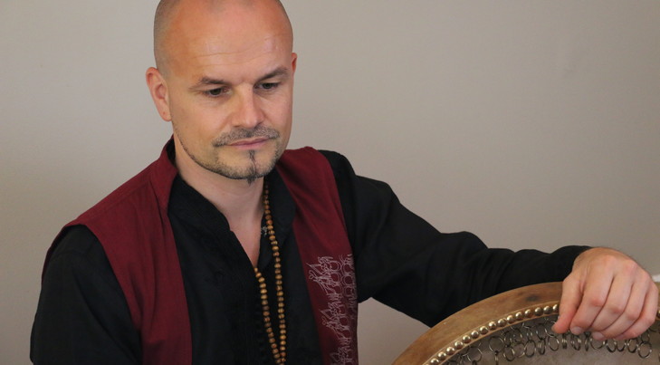 اجرای تک نوازی دف با هنرمندی دیوید بروله در شهر لیون