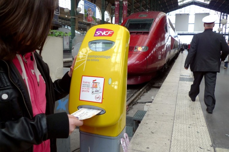 ویدیوی آموزشی : ایستگاه قطار در کشور فرانسه