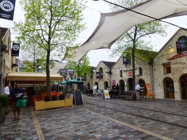 معرفی دهکده برسی در پاریس