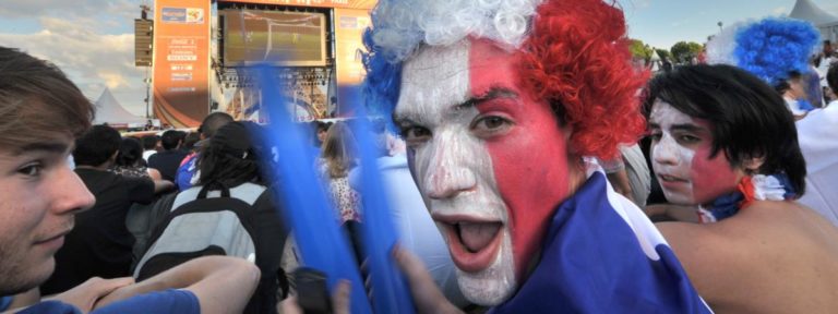 تماشای دسته جمعی بازی فینال فوتبال 2018 در پاریس و شهرهای دیگر فرانسه