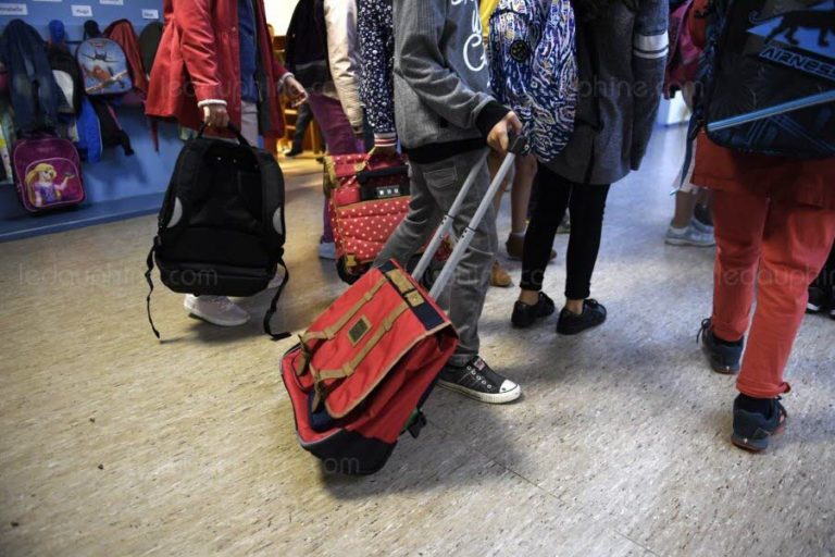 آغاز سال تحصیلی جدید و بازگشایی مدارس در سراسر فرانسه