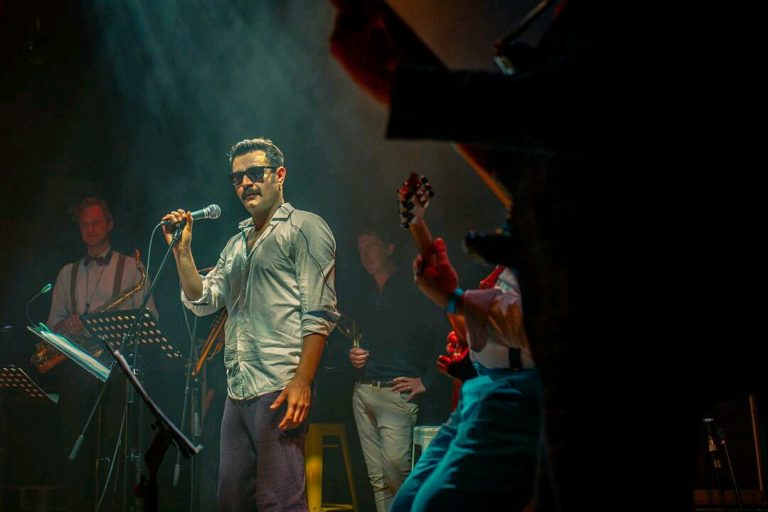 دیدار و گفتگو با شاهین نجفی در پاریس- معرفی کتاب بیترکس به همراه امضای کتاب